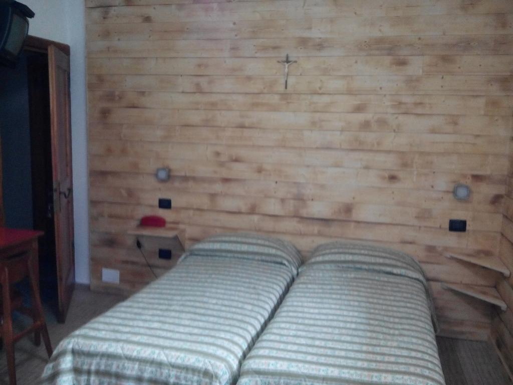Albergo Cioccarelli Aprica Exterior photo
