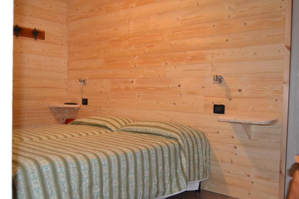 Albergo Cioccarelli Aprica Exterior photo
