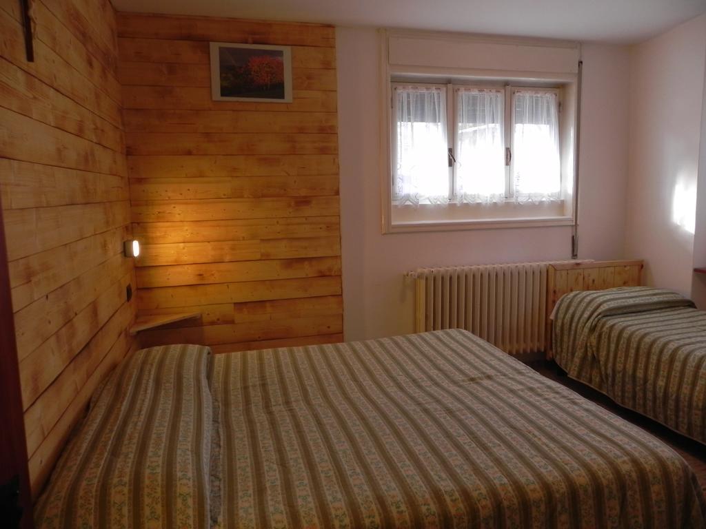Albergo Cioccarelli Aprica Exterior photo