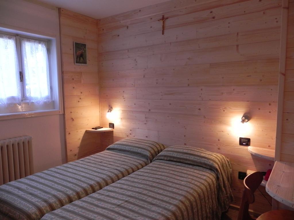 Albergo Cioccarelli Aprica Exterior photo