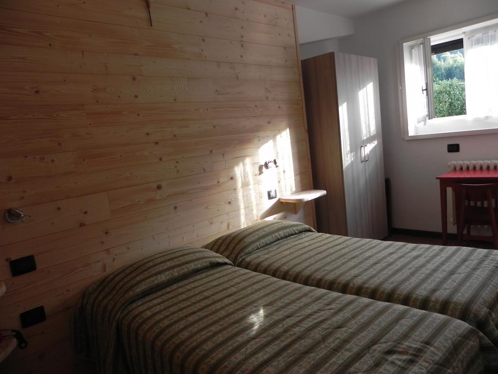 Albergo Cioccarelli Aprica Exterior photo