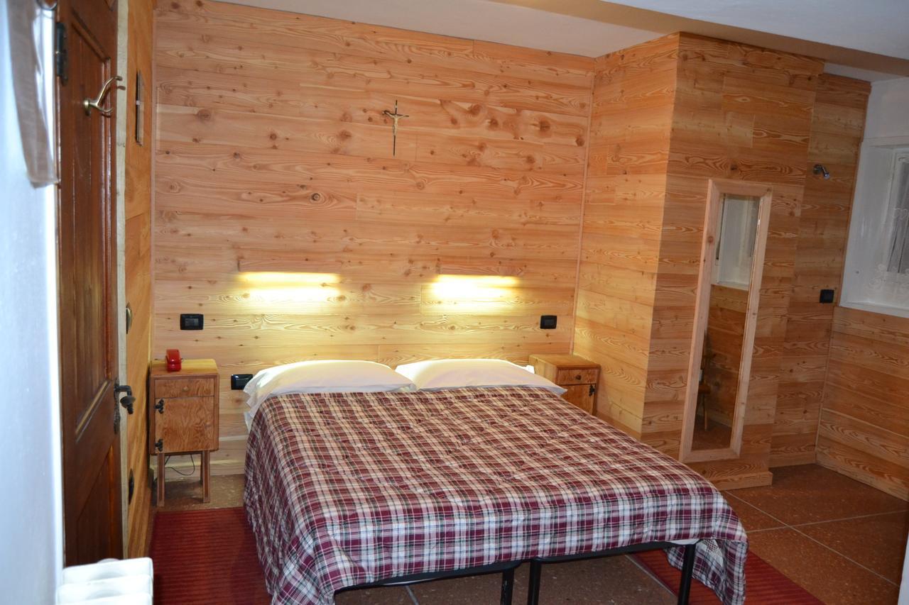 Albergo Cioccarelli Aprica Exterior photo